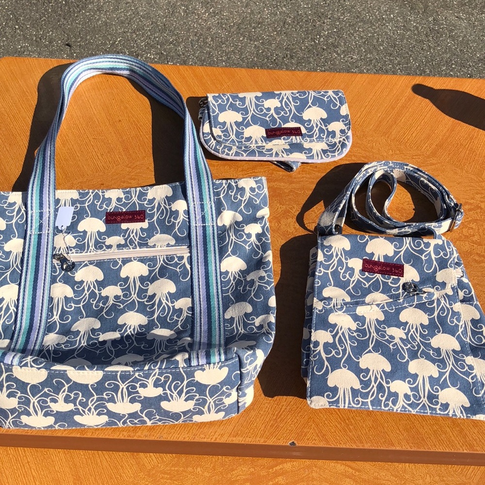 Bungalow 360 Jelly Fish 3 piece set. Tote bag, Crossbody & clutch.